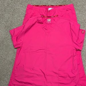 Dickies scrub set petite XL never worn